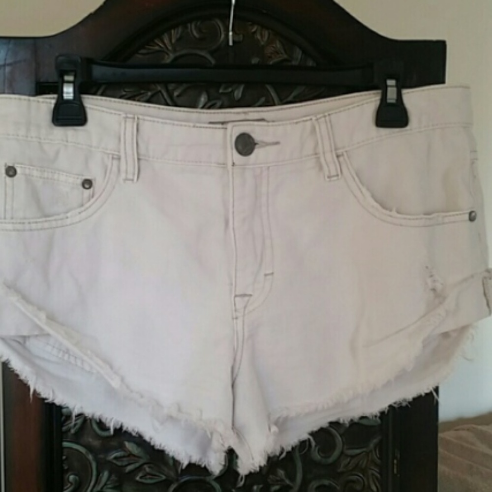 FREE PEOPLE size 26 White Jean shorts